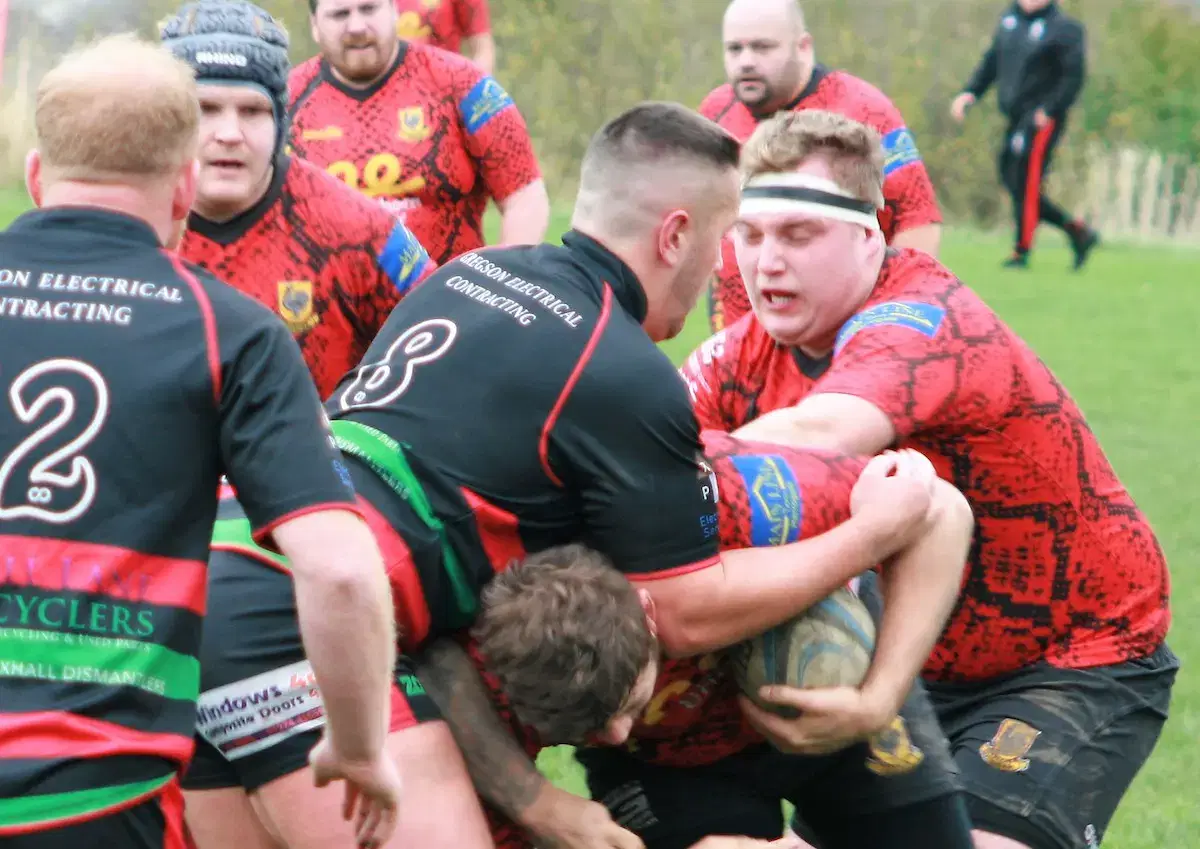 Pythons Keep League Pressure On . . .