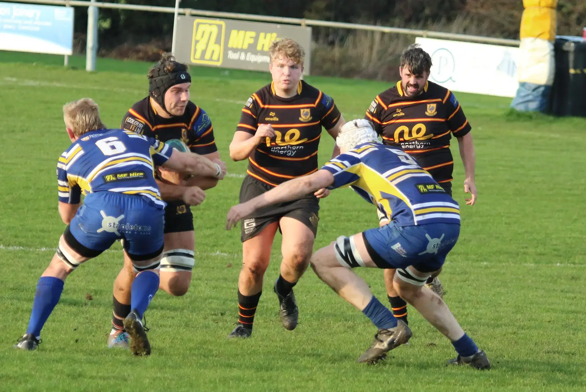 Pythons push league leaders close in second half