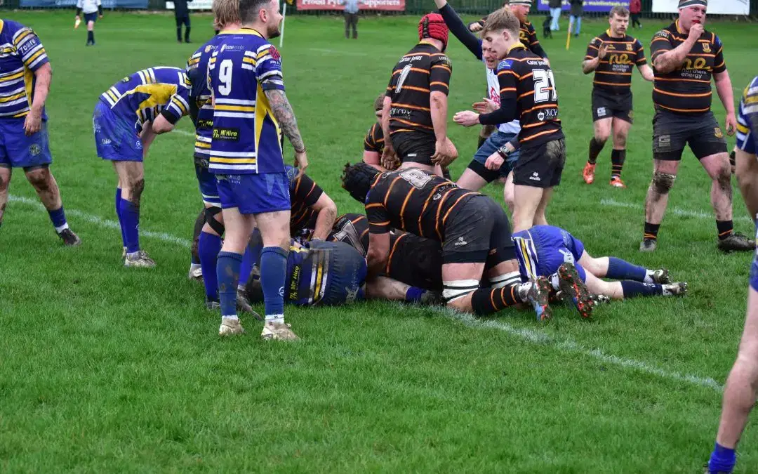 Pythons lose home record to Dinnington